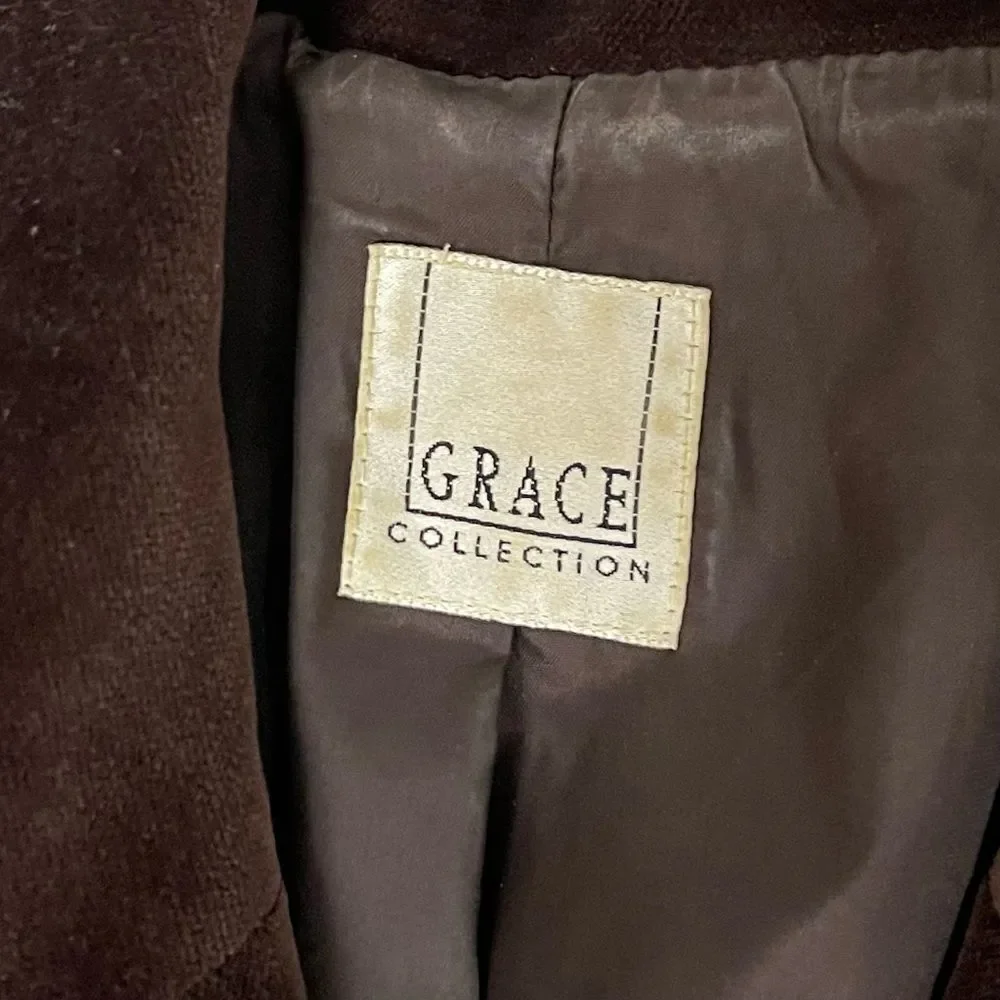 Vintage Grace Collection Brown Velvet Jacket - Picture 5 of 5